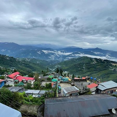 The Village Den , B&B Darjeeling Darjeeling  Buitenkant foto